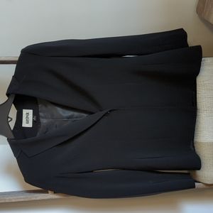 Women's business blazer, long sleeve, fitted